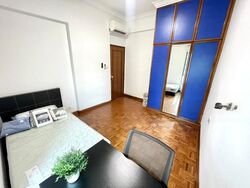 Gold Coast Condo (D5), Condominium #458005001